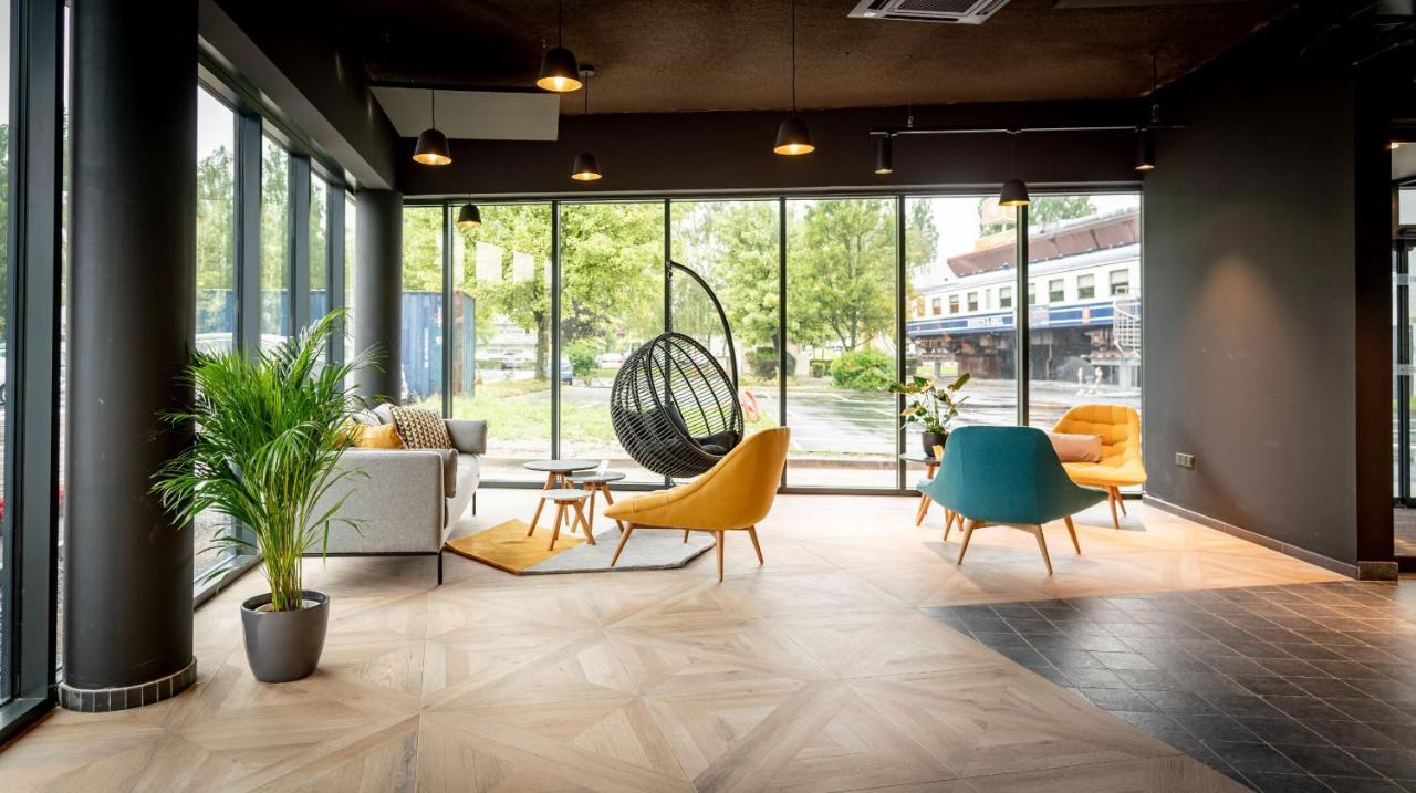 Ibis Budget Valenciennes Петит-Форе Экстерьер фото