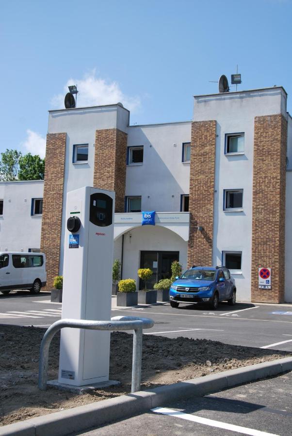 Ibis Budget Valenciennes Петит-Форе Экстерьер фото